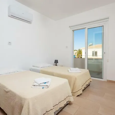 Villa Anassa *